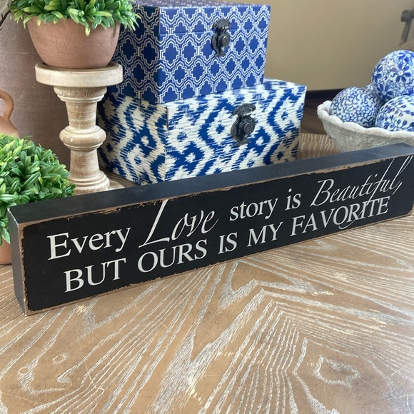 NEW! Shabby Chic Love Story Black Distressed Wood Wall Sign - Picture 3 of 7